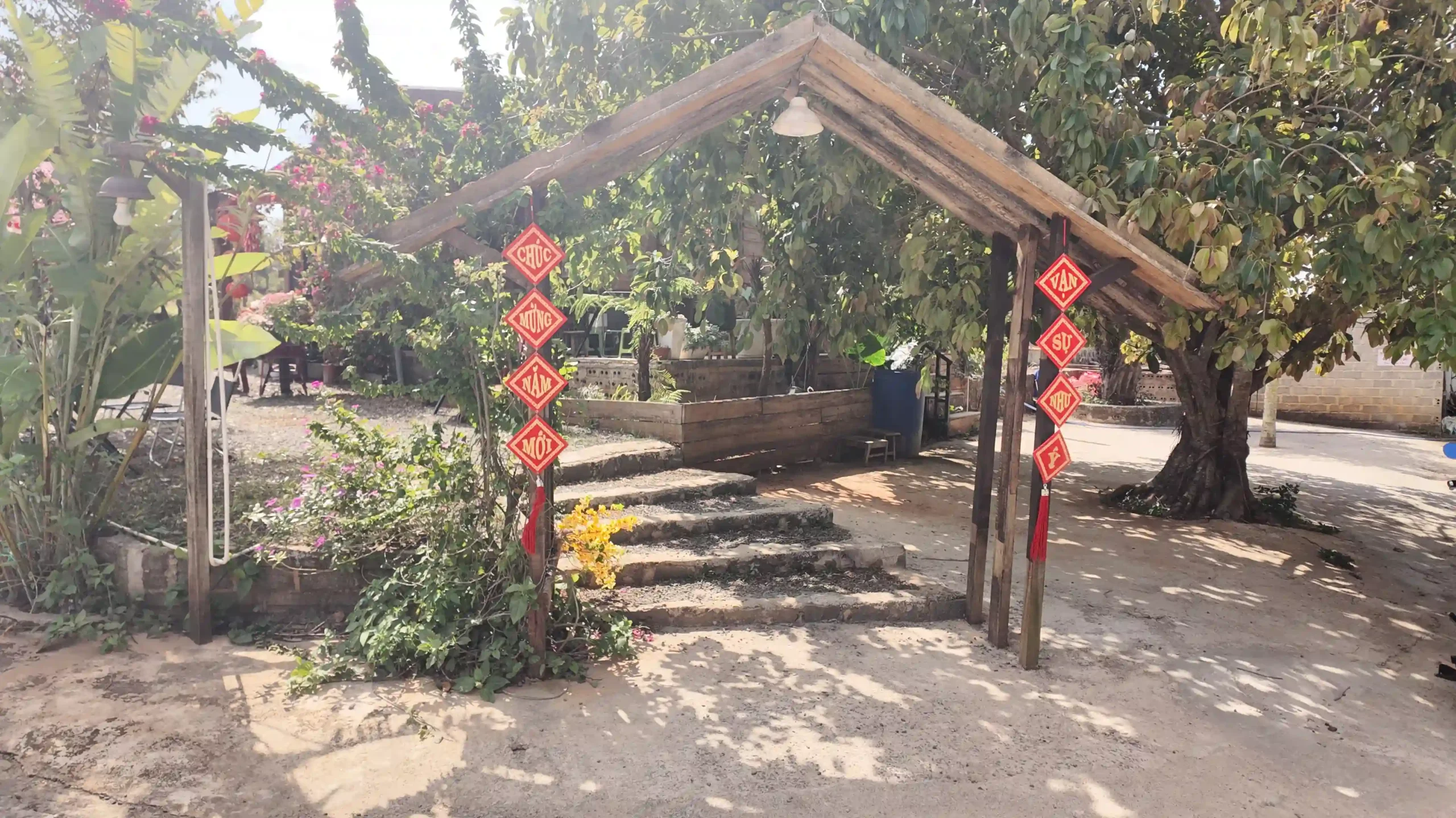 cổng trang trí findi farm